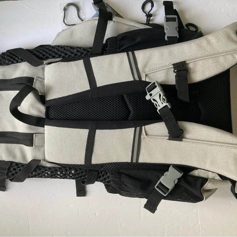 NWT K9 Sport Sack Plus 2 Dog Carrier Backpack Size Medium Gray Up To 40 Lbs